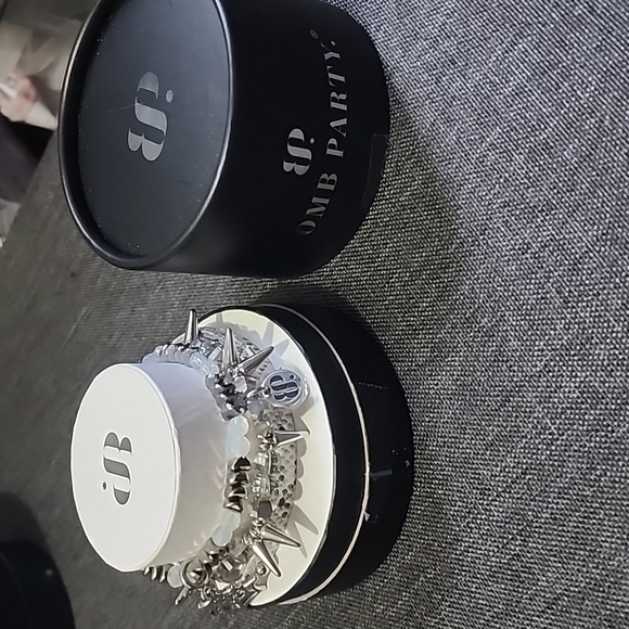 Webs of sparkle stack bracelet - Picture 3 of 3